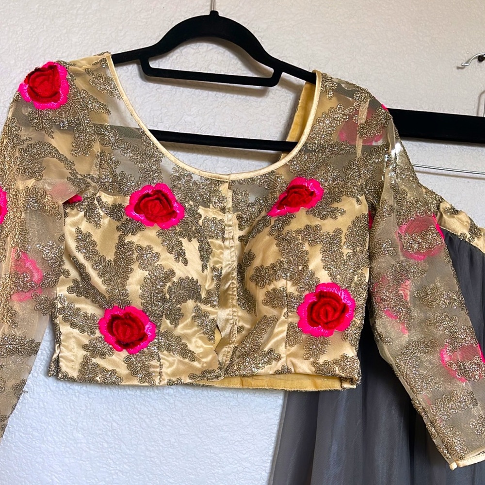 Skirt and blouse with shawl - lehenga set brand new